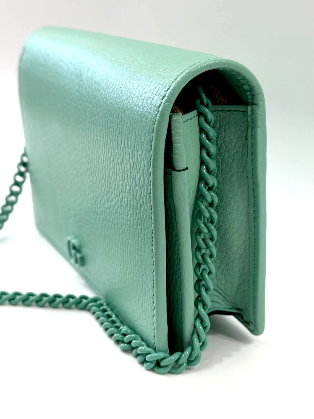 GUCCI GG MARMONT CALFSKIN LEATHER CHAIN WALLET – APPLE GREEN