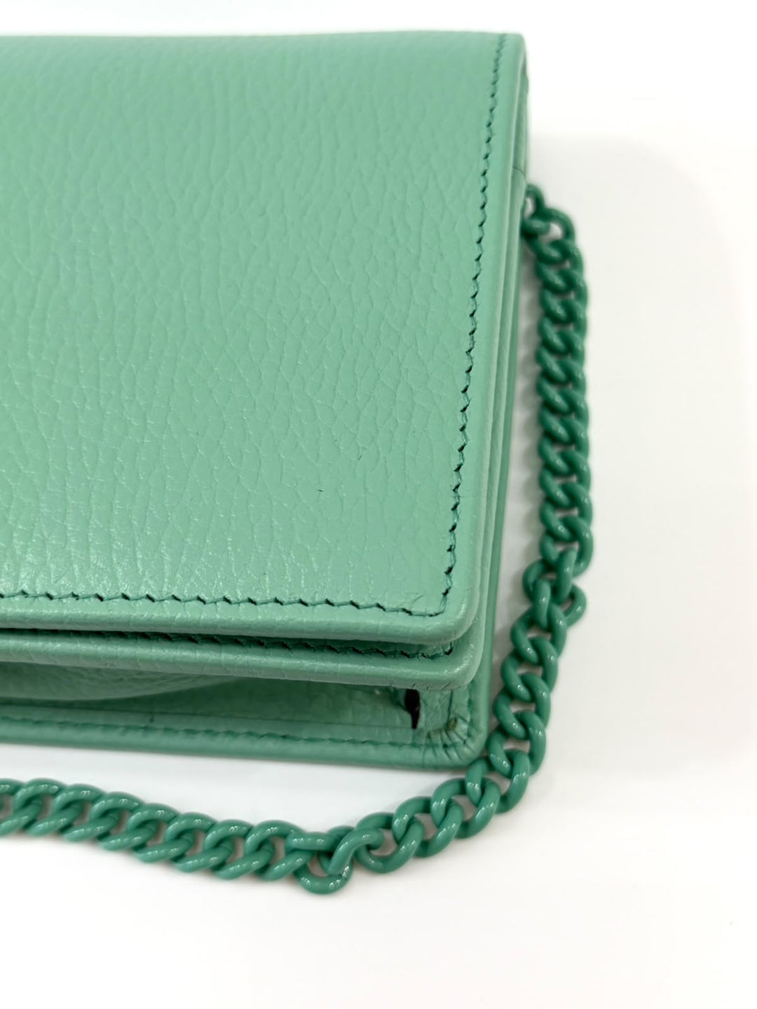 GUCCI GG MARMONT CALFSKIN LEATHER CHAIN WALLET – APPLE GREEN