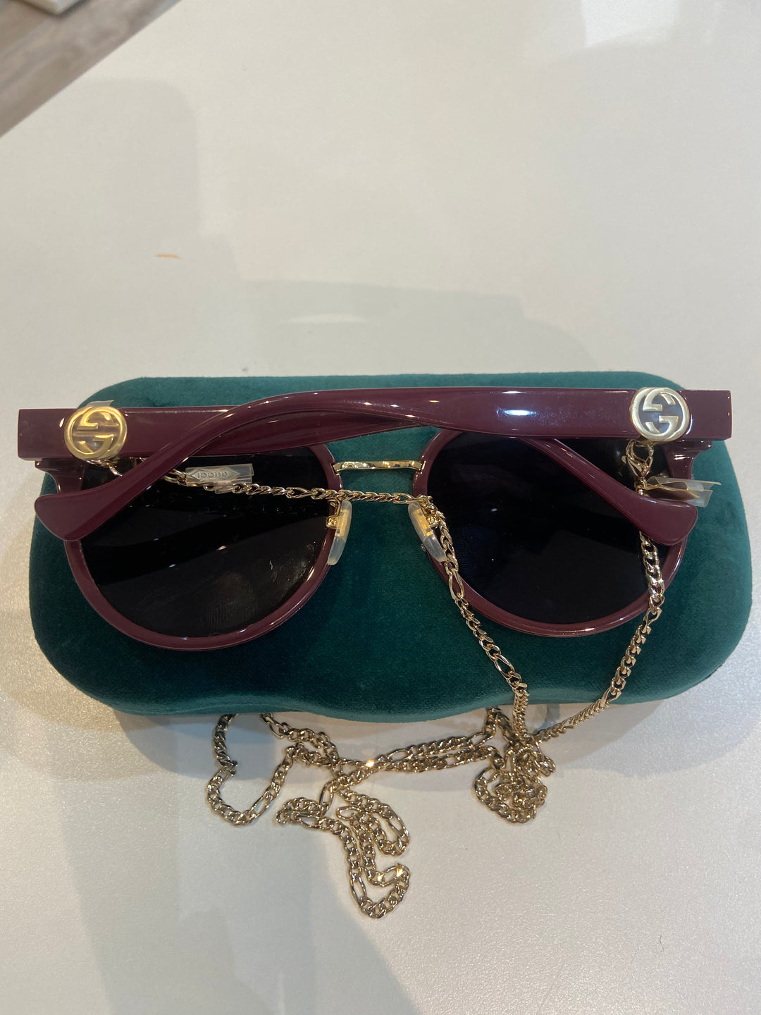 GUCCI CAT EYE GG1027SK-004 CHAIN SUNGLASSES – Caroline's Fashion