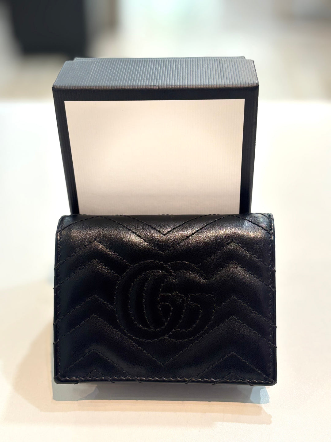 GUCCI GG MARMONT LAMBSKIN LEATHER CARD CASE BI-FOLD WALLET