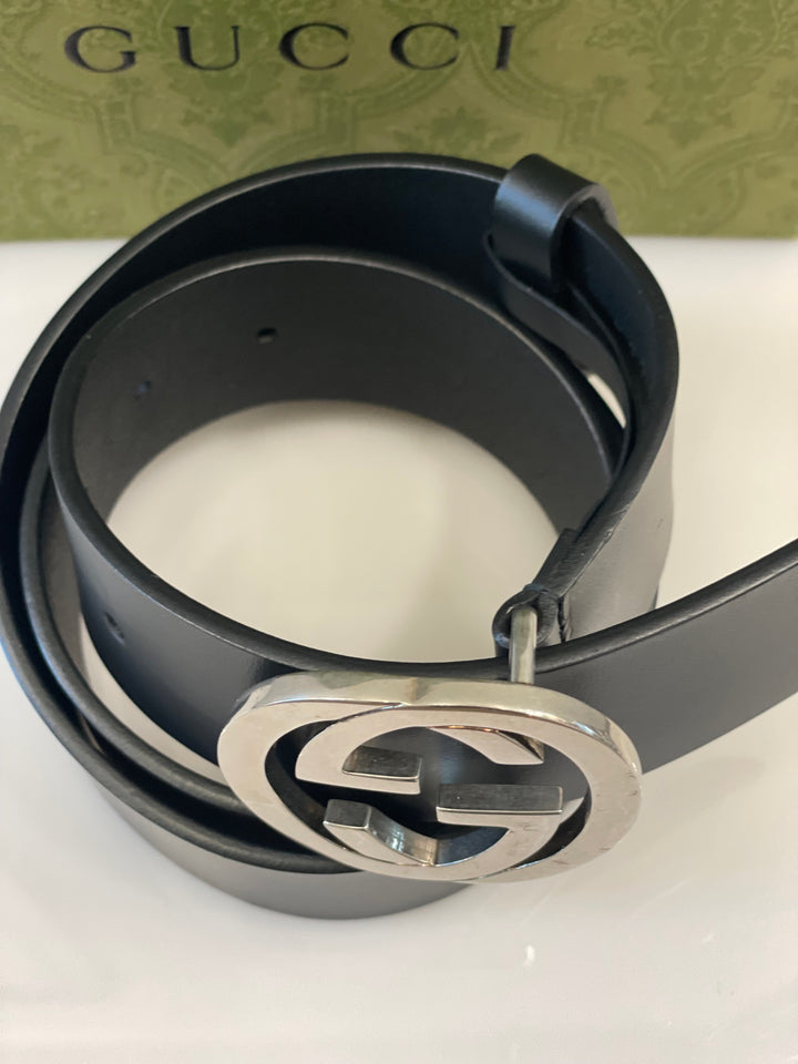 GUCCI INTERLOCKING GG SIGNATURE LEATHER BELT