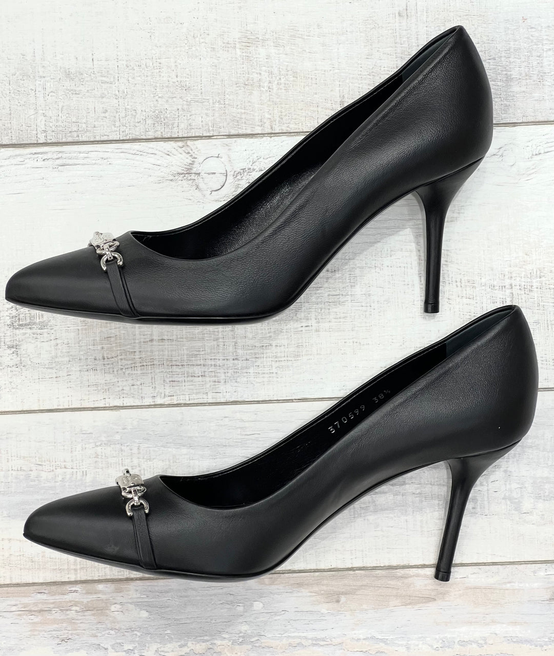 GUCCI NAPPA LEATHER MOOREA MOALITA MID HEEL PUMPS  display picture 1