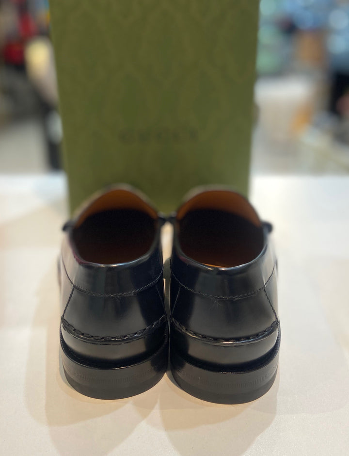GUCCI GG SUPREME TASSLE LOAFERS