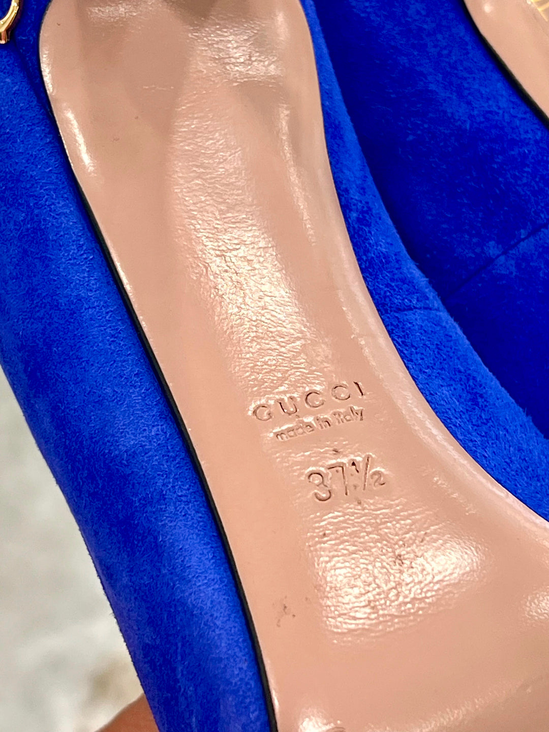 GUCCI DÉCOLLETÉ POINTED-TOE HORSEBIT SUEDE PUMPS