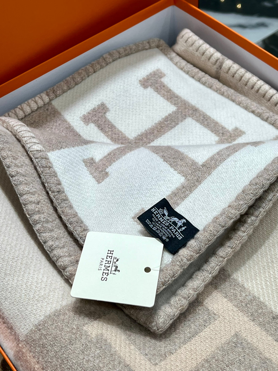 HERMÈS CLASSIC AVALON III THROW BLANKET