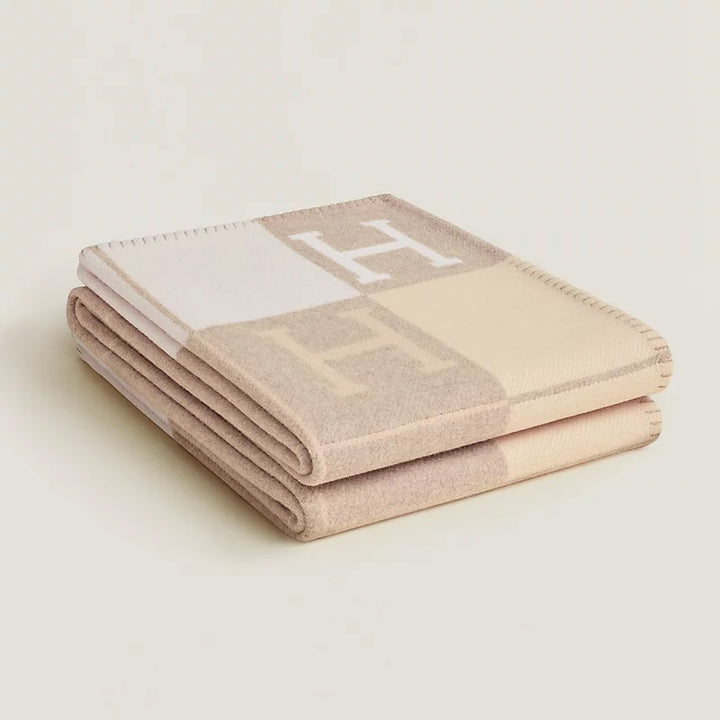 HERMÈS CLASSIC AVALON III THROW BLANKET