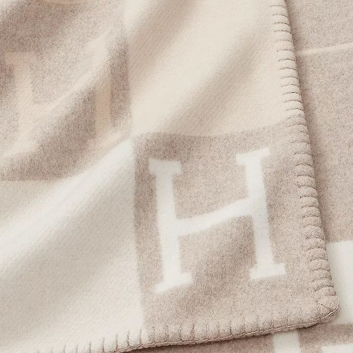 HERMÈS CLASSIC AVALON III THROW BLANKET
