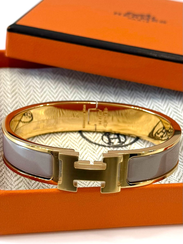 HERMÈS CLIC CLAC H ENAMEL BRACELET PM – MARRON GLACÉ