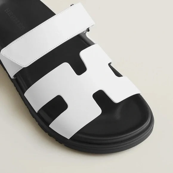 HERMÈS CHYPRE CALFSKIN LEATHER MULES