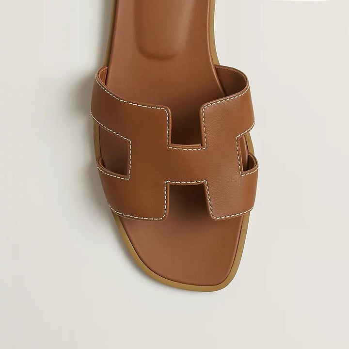 HERMÈS LEATHER ORAN SANDALS