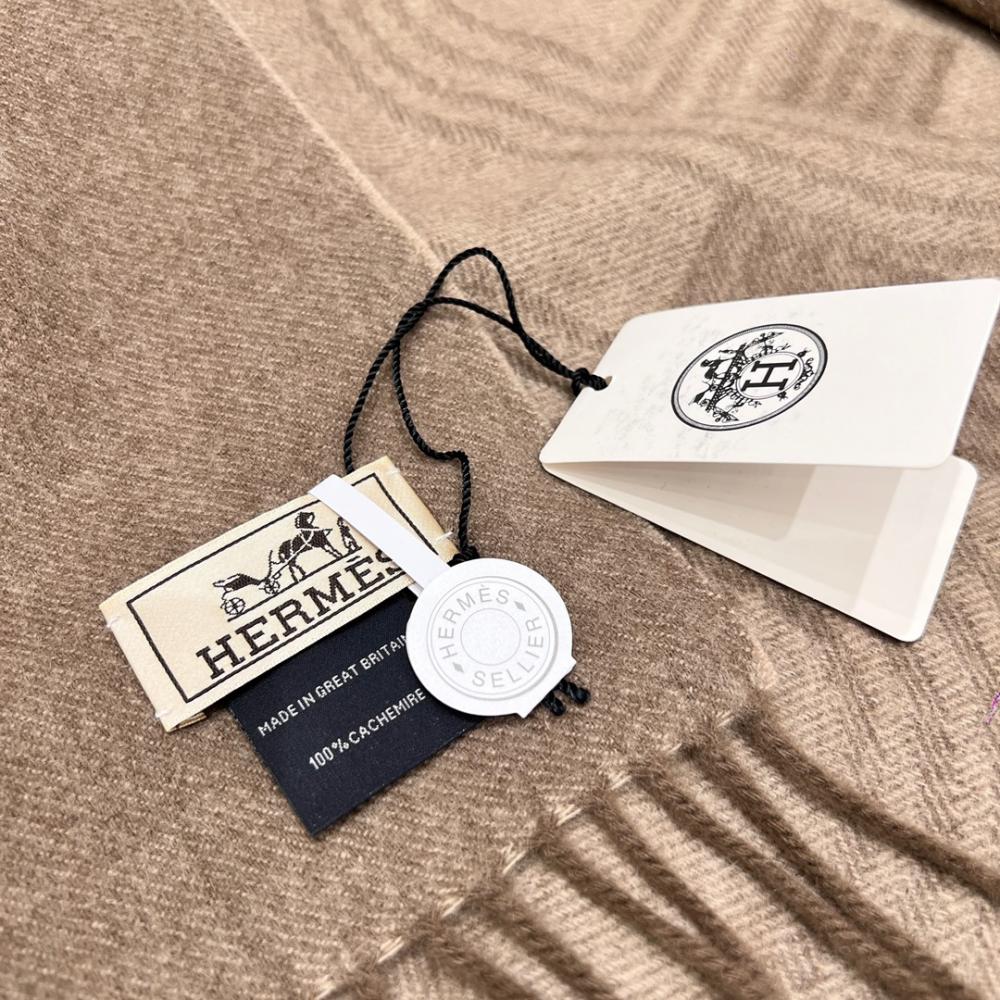 HERMÈS CIRCUIT 24 FAUBOURG CASHMERE MUFFLER SCARF