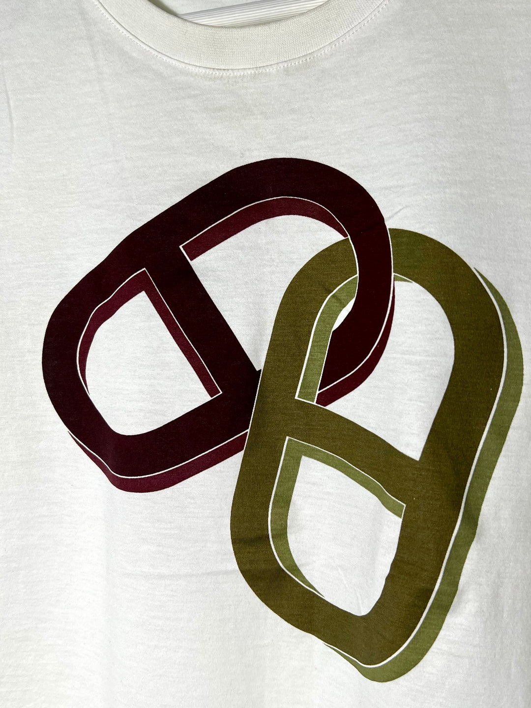 Tシャツ(半袖/袖なし) HERMES T-shirt detail Chaine d'Ancre Hermès Embroidered Pocket T-Shirt – Chaine d'Ancre | Mightychic
