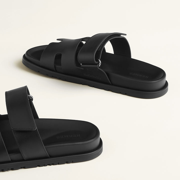 HERMÈS CHYPRE CALFSKIN LEATHER SANDALS