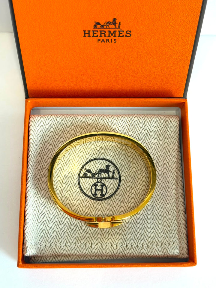 HERMÈS CLIC CLAC H ENAMEL BRACELET PM IN ROSE CANDEUR