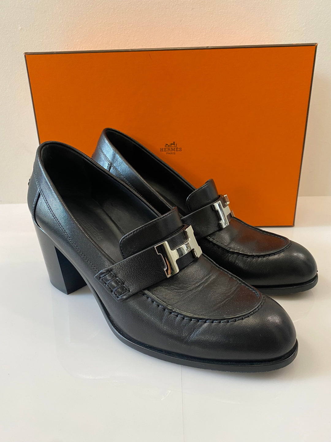 HERMÈS DAUPHINE 70 LOAFERS – Caroline's Fashion Luxuries
