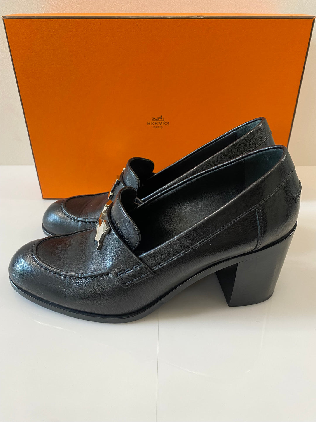 HERMÈS DAUPHINE 70 LOAFERS
