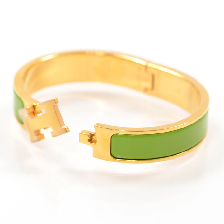 HERMÈS ENAMEL NARROW CLIC CLAC H BRACELET IN GREEN
