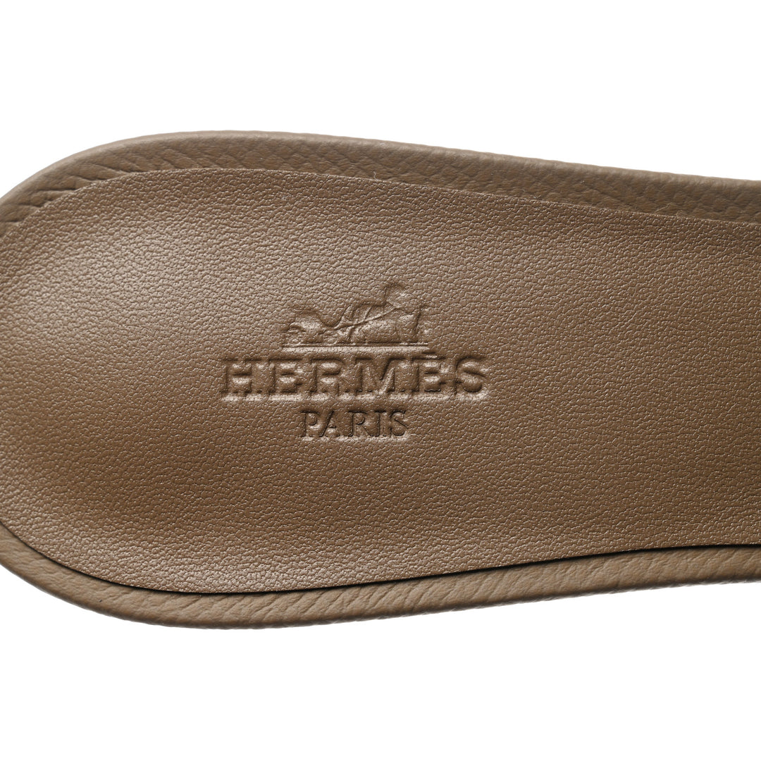 HERMÈS ORAN OASIS H EPSOM LEATHER MULES IN ETOUPE