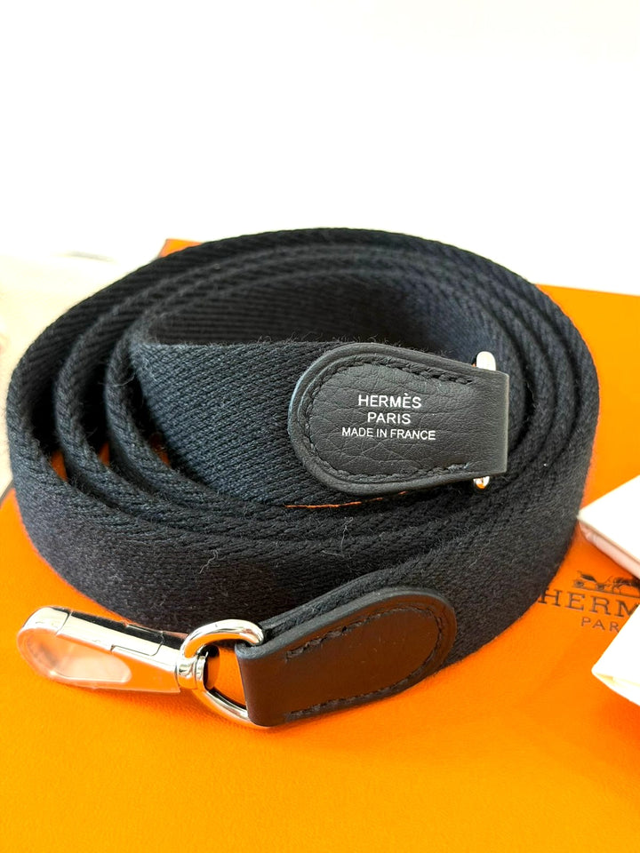 HERMÈS EVELYNE 16 AMAZONE TAURILLON CLEMENCE LEATHER CROSSBODY BAG IN NOIR