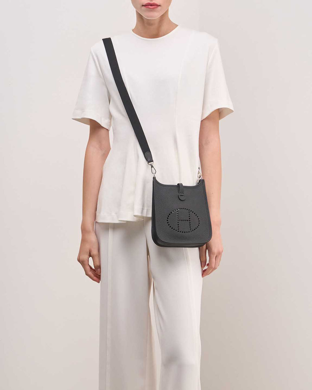 HERMÈS EVELYNE 16 AMAZONE TAURILLON CLEMENCE LEATHER CROSSBODY BAG IN NOIR