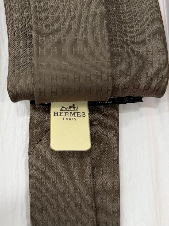 HERMÈS FAÇONNÉE H SILK TIE