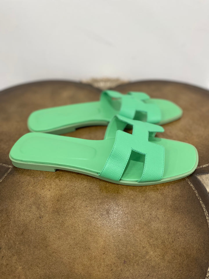 HERMÈS ORAN SANDALS EPSOM LEATHER