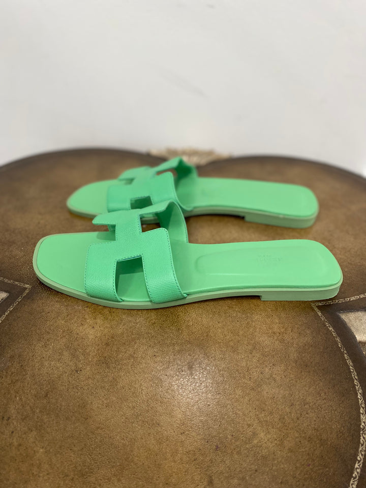 HERMÈS ORAN SANDALS EPSOM LEATHER