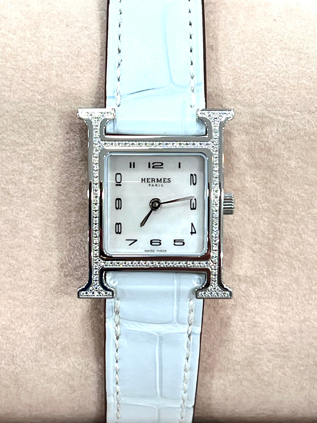 HERMÈS HEURE H 25MM DIAMOND WATCH