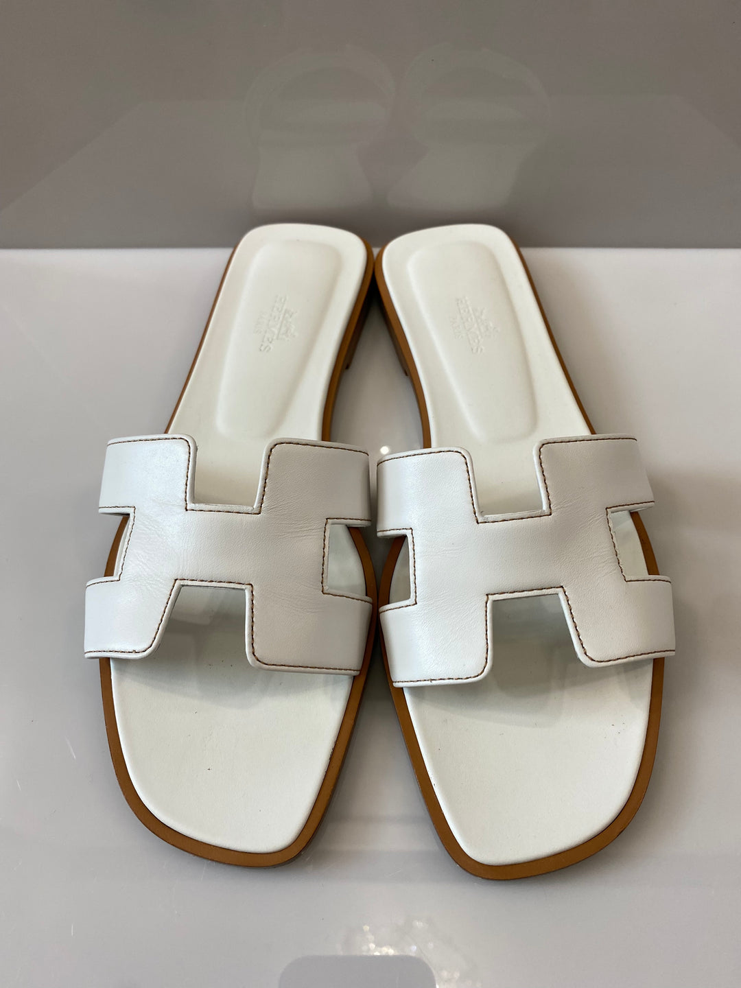 HERMÈS CALFSKIN LEATHER ORAN SANDALS