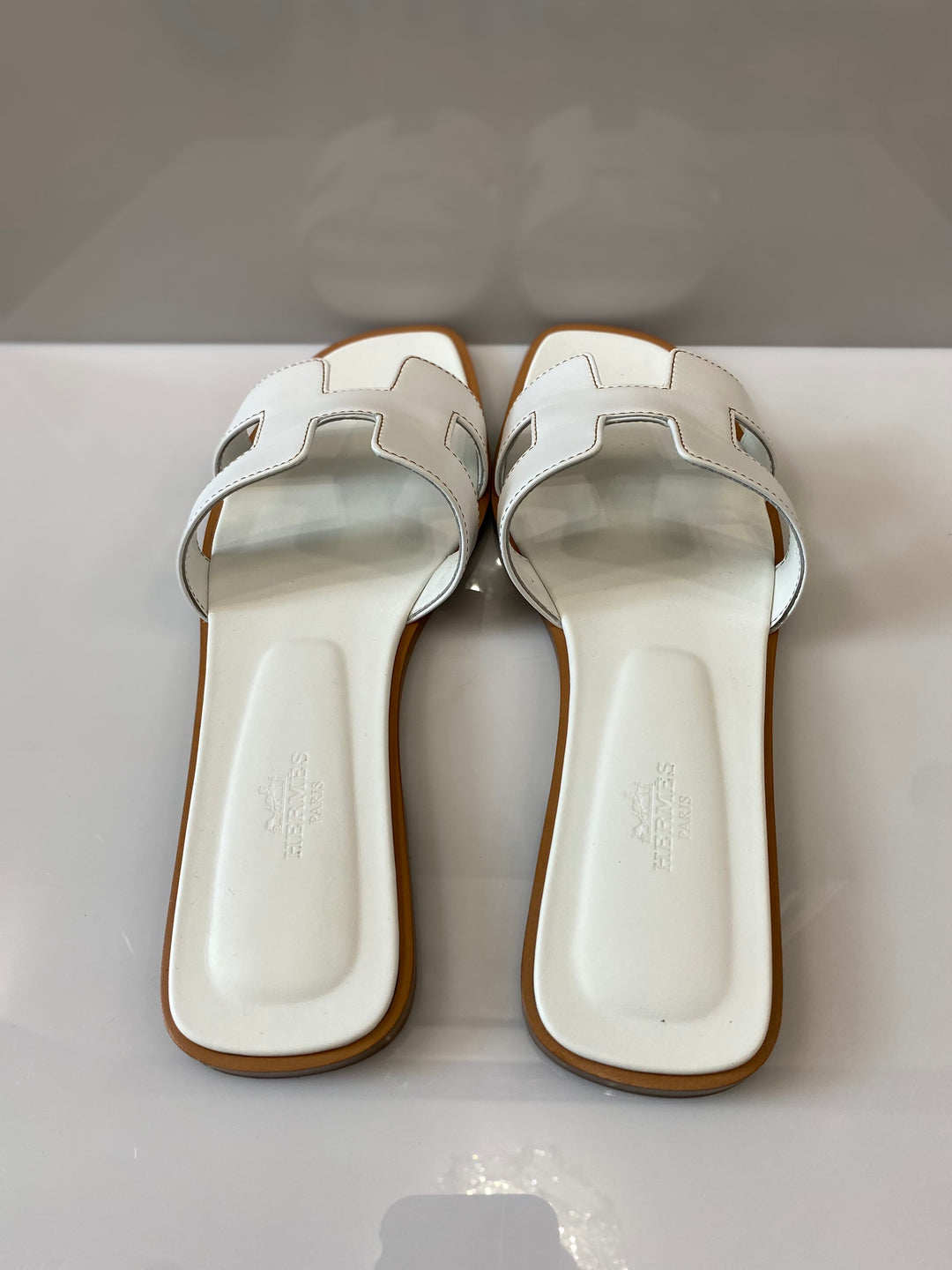 HERMÈS CALFSKIN LEATHER ORAN SANDALS