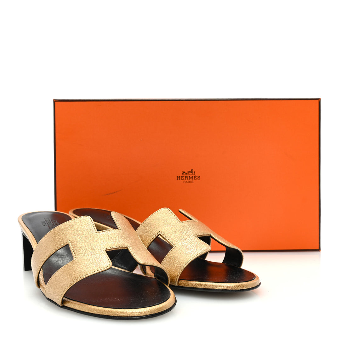HERMÈS METALLIC GOATSKIN LEATHER OASIS SANDALS