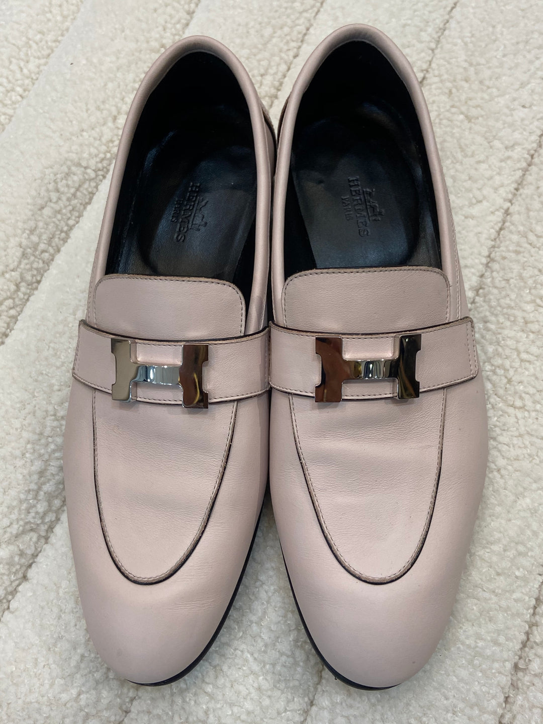 HERMÈS LADIES PARIS LOAFERS IN PALE PINK