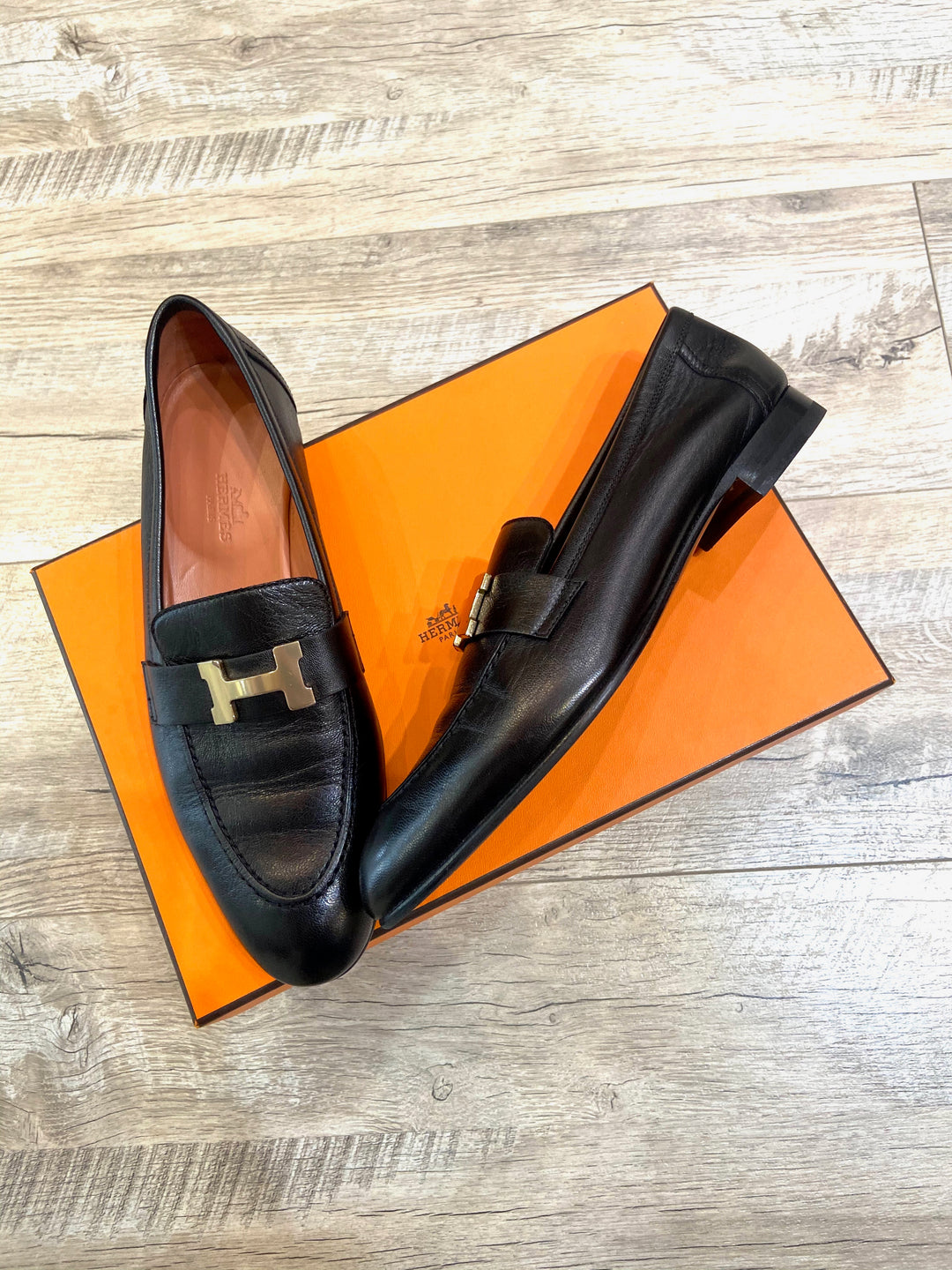HERMÈS PARIS LOAFERS