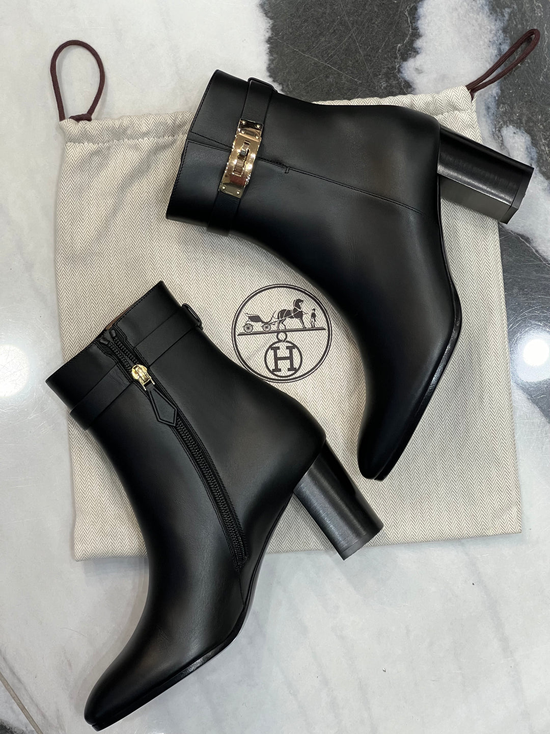 HERMÈS SAINT GERMAIN LEATHER ANKLE BOOTS – Caroline's
