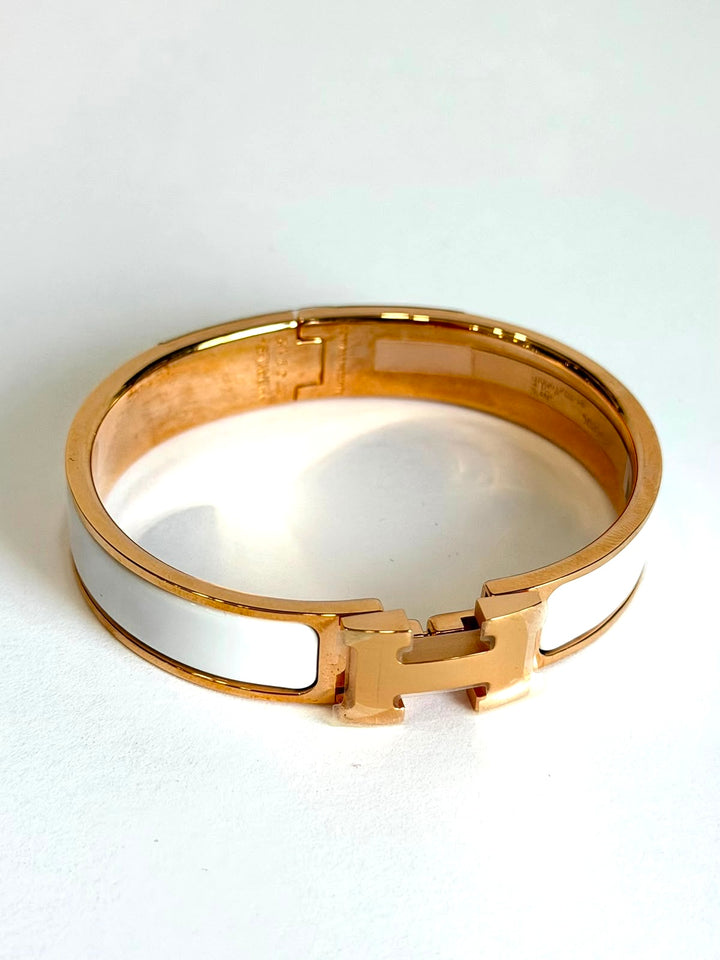HERMÈS CLIC CLAC H ENAMEL BRACELET PM IN BLANC