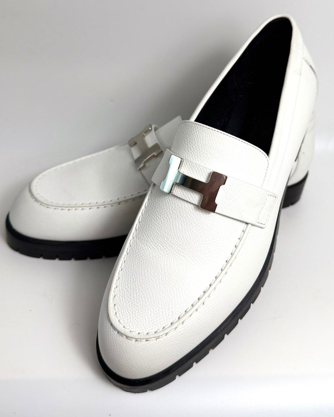 HERMÈS FAUBORG EPSOM CALFSKIN LEATHER LOAFERS