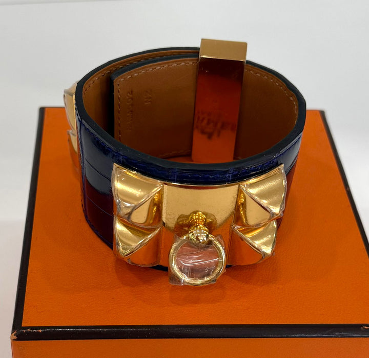 HERMÈS® BLEU ÉLECTRIQUE ALLIGATOR COLLIER DE CHIEN BRACELET