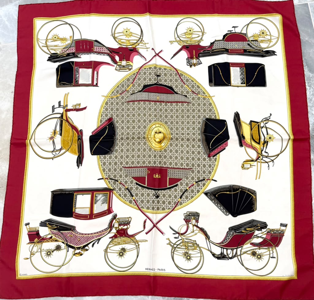 HERMÈS CARRÉ LES VOITURES À TRANSFORMATION SILK SCARF
