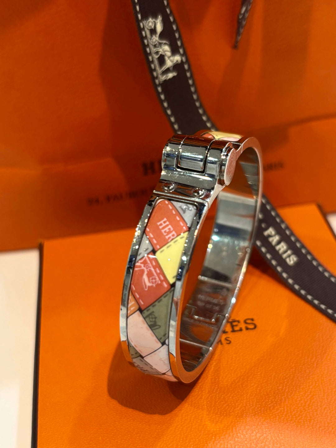 HERMÈS AU CARRE CHARNIERE BOLDUC BRACELET PM