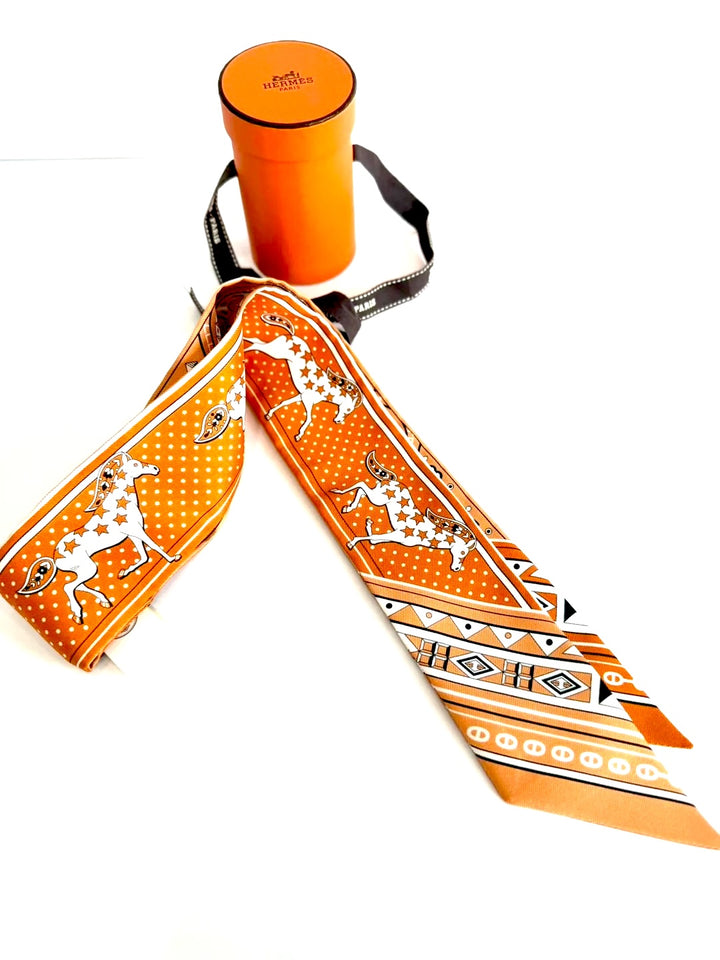 HERMÈS CHEVAL DE COEUR BANDANA SILK TWILLY