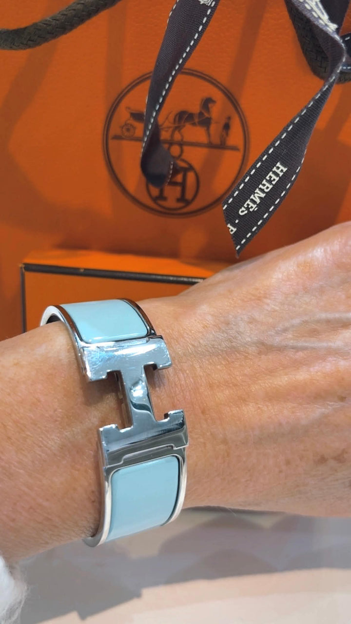 HERMÈS CLIC CLAC H ENAMEL WIDE CUFF BRACELET