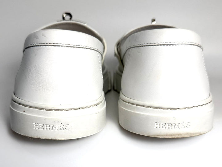 HERMÈS EPSOM CALFSKIN LEATHER GAME SLIP-ON FRINGE LOAFERS
