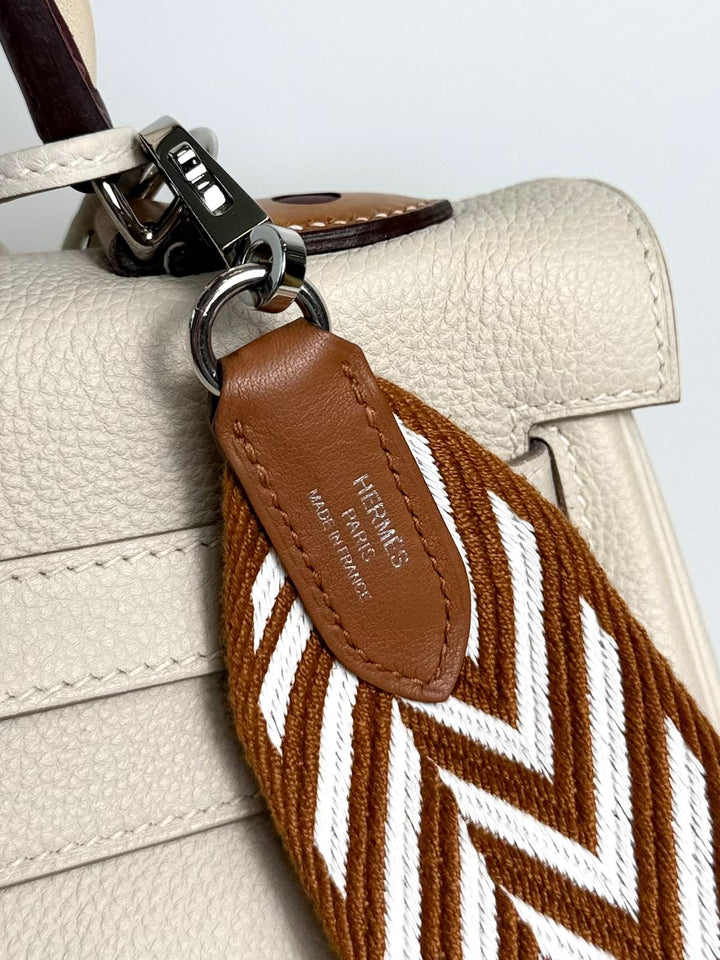 HERMÈS KELLY 32 RETOURNE “AU GALOP” TOGO LEATHER BAG