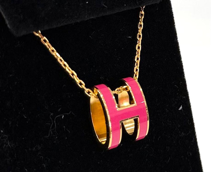 HERMÈS LACQUERED GOLD POP H PENDANT NECKLACE
