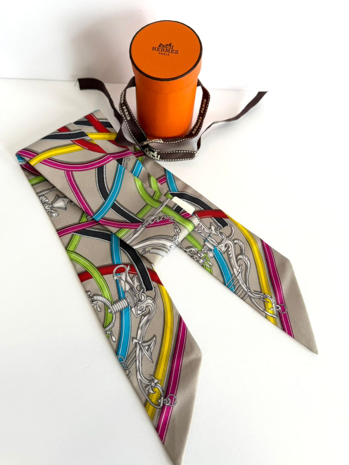 HERMÈS HARNAIS LÉGENDAIRE SILK TWILLY