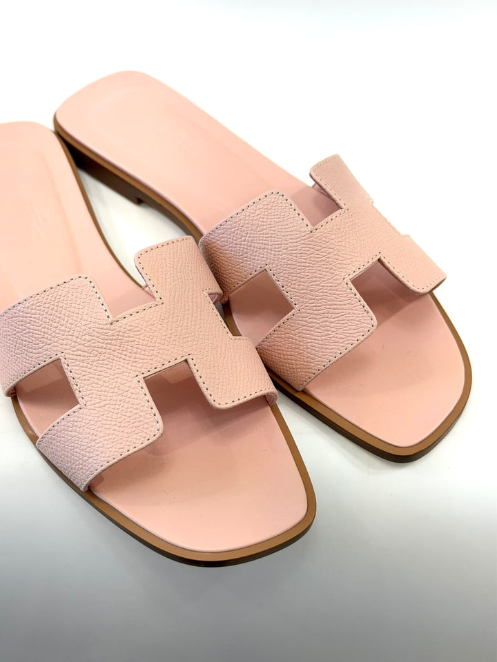 HERMÈS PINK LEATHER ORAN SANDALS