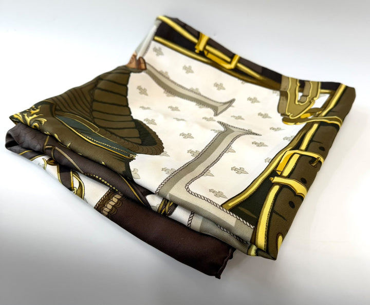 HERMÈS SELLES À HOUSSE SILK SCARF