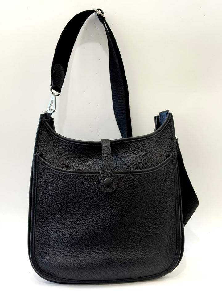 HERMÈS TAURILLON CLEMENCE LEATHER EVELYNE III GM CROSSBODY BAG