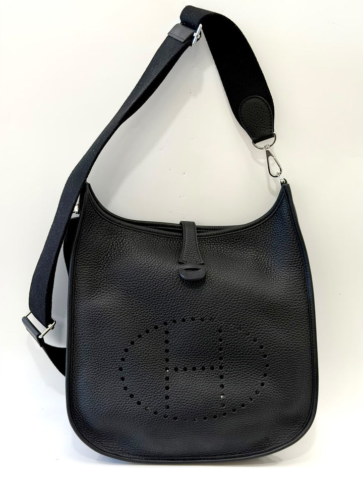 HERMÈS TAURILLON CLEMENCE LEATHER EVELYNE III GM CROSSBODY BAG