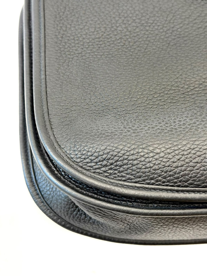 HERMÈS TAURILLON CLEMENCE LEATHER EVELYNE III GM CROSSBODY BAG